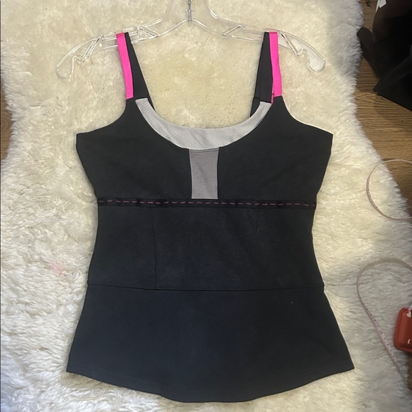 lululemon athletica Accessories - 16”-17” Ptp Size Eight Lulu